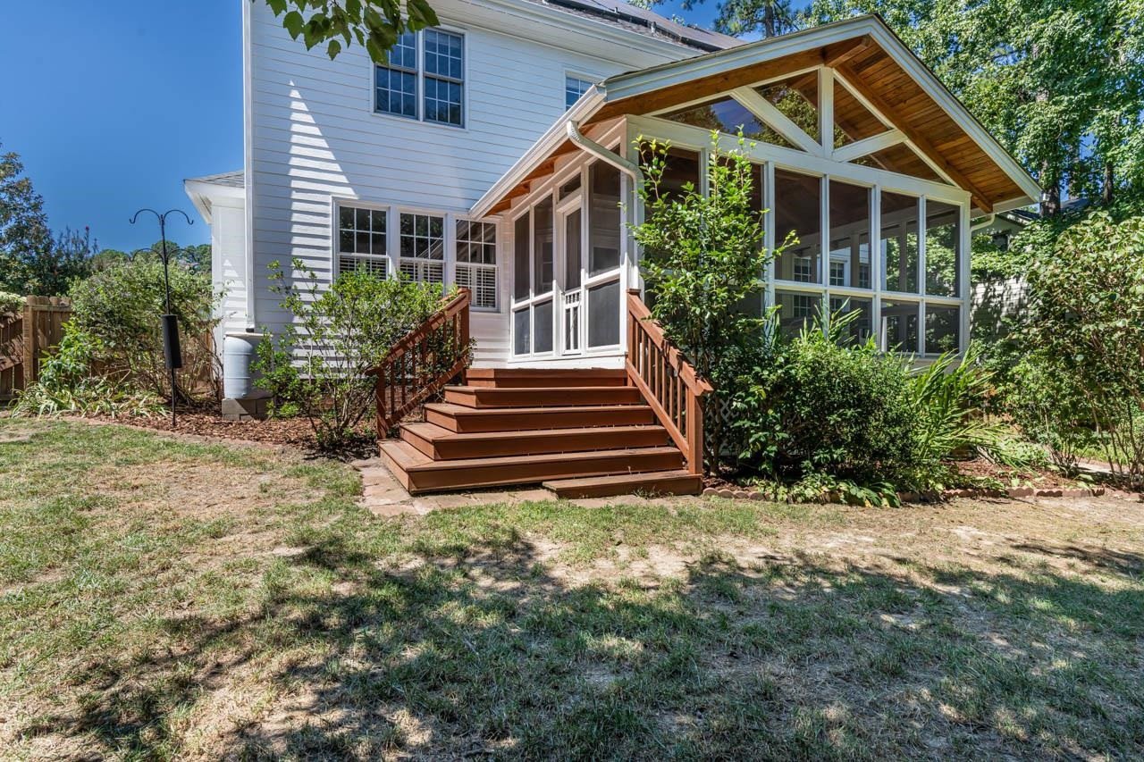 100 Wheatsbury Dr
