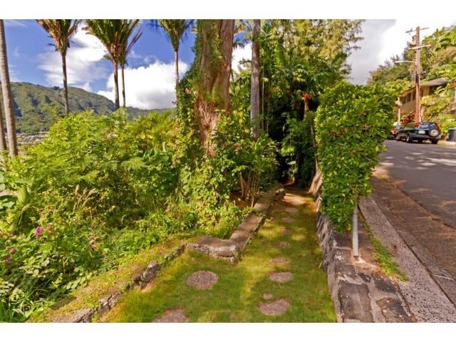 3312 Paty Dr, Honolulu 96822