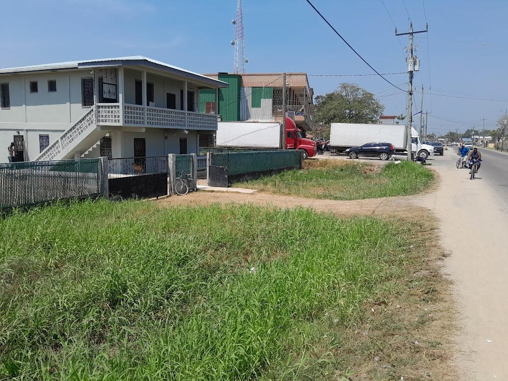 Charming 2-Bedroom Ground Floor Rental in Dangriga