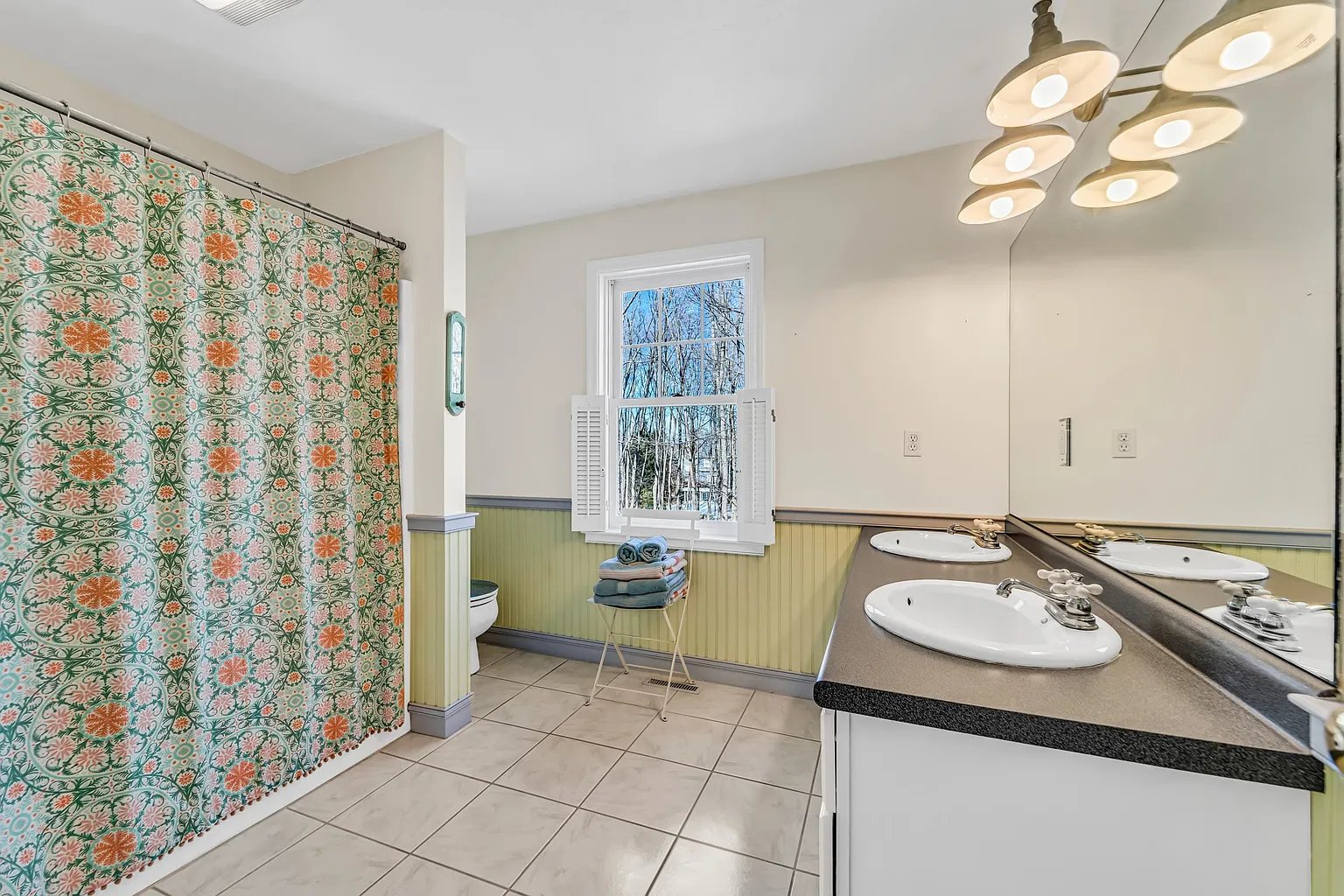 5 Squamscott Cir