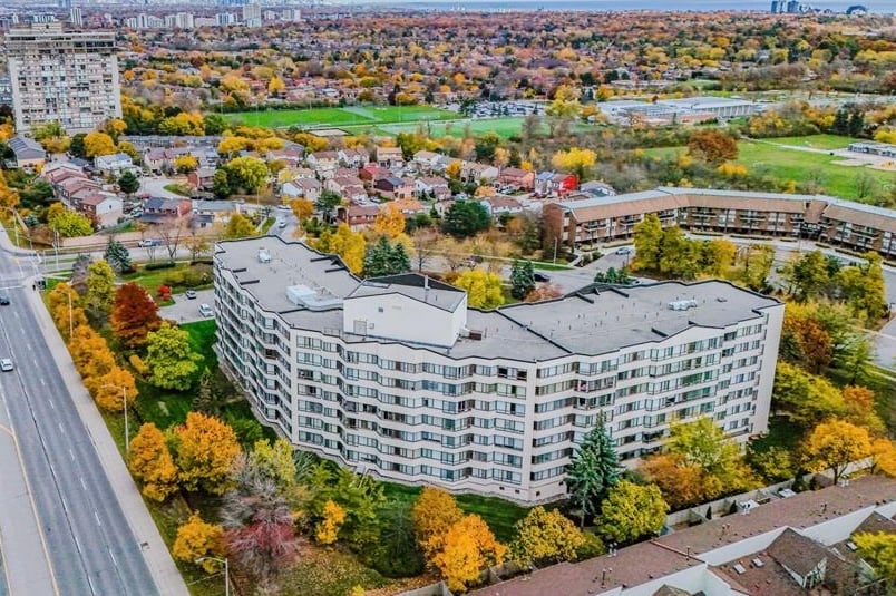 1001 Cedarglen Gate #522