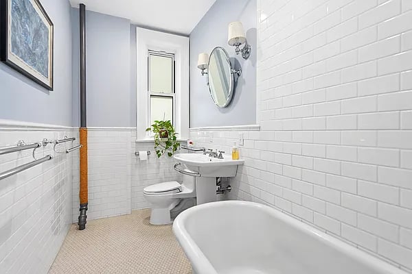 469 Eastern Parkway #D