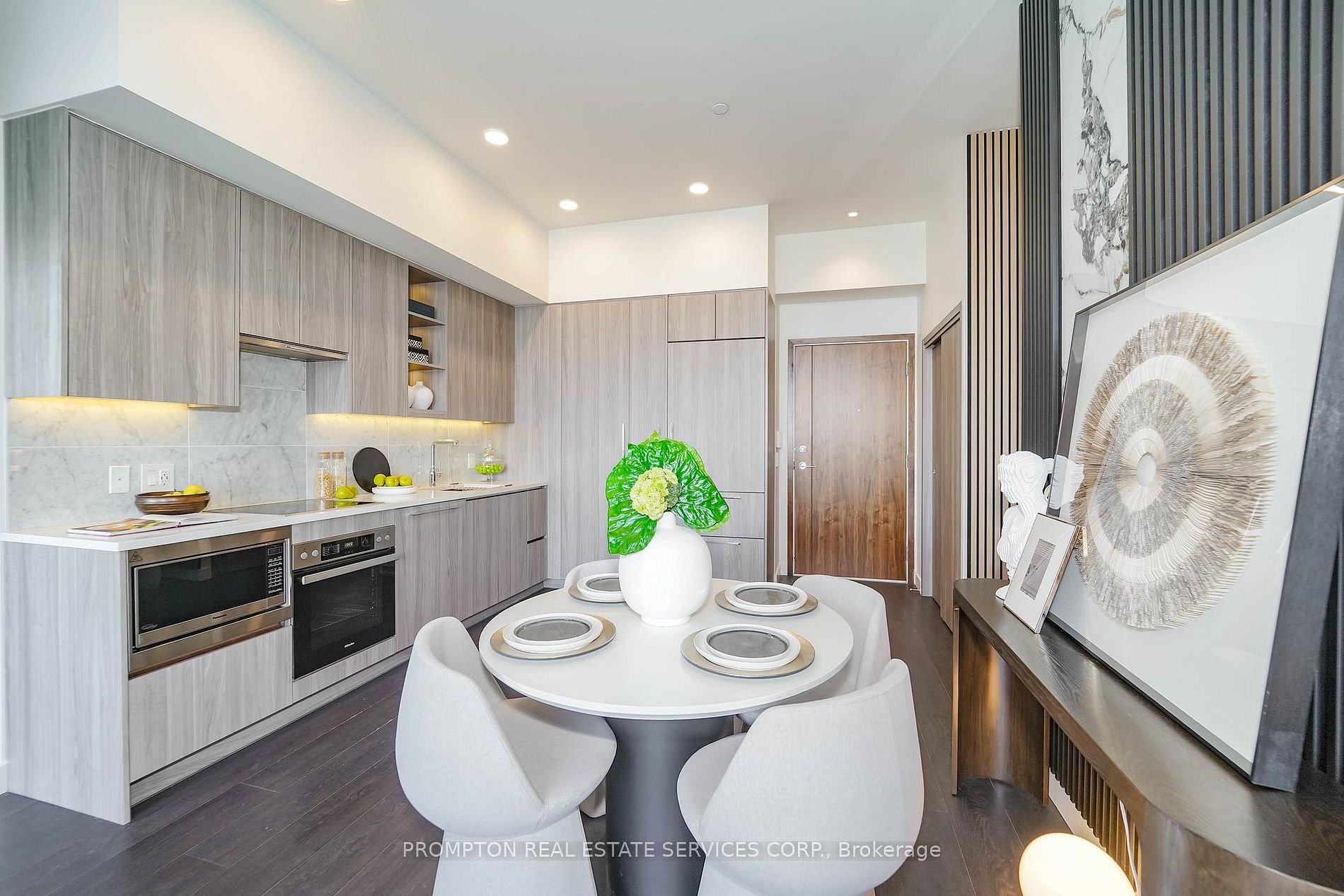 SEASONS CONDOS PENTHOUSE 