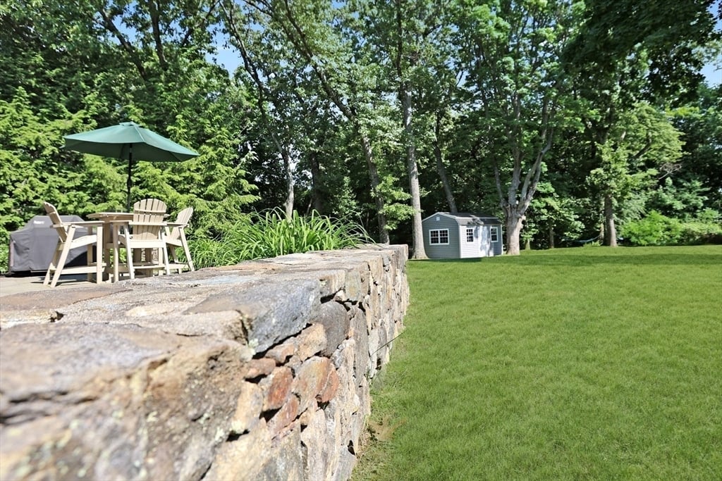 83 Walnut St