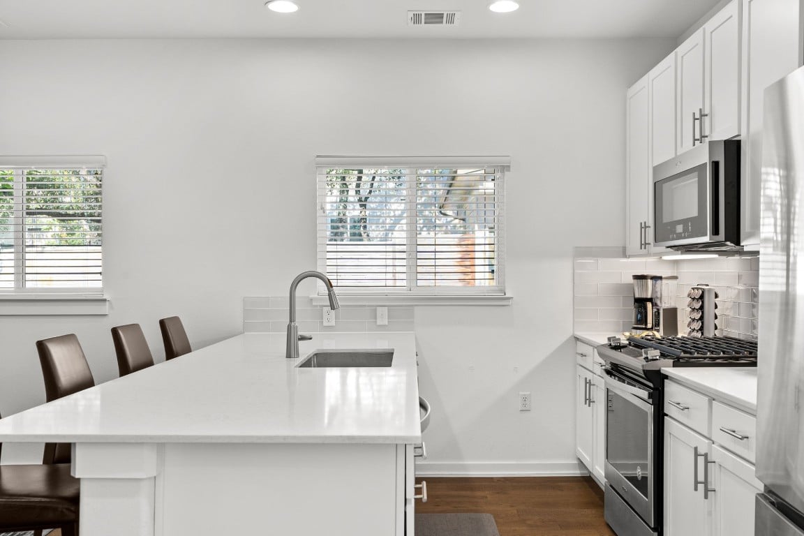 6800 Menchaca Rd, #30