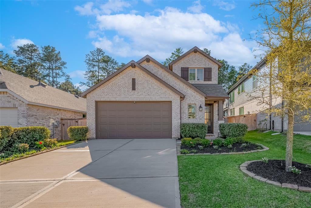 211 Lukewood Cir