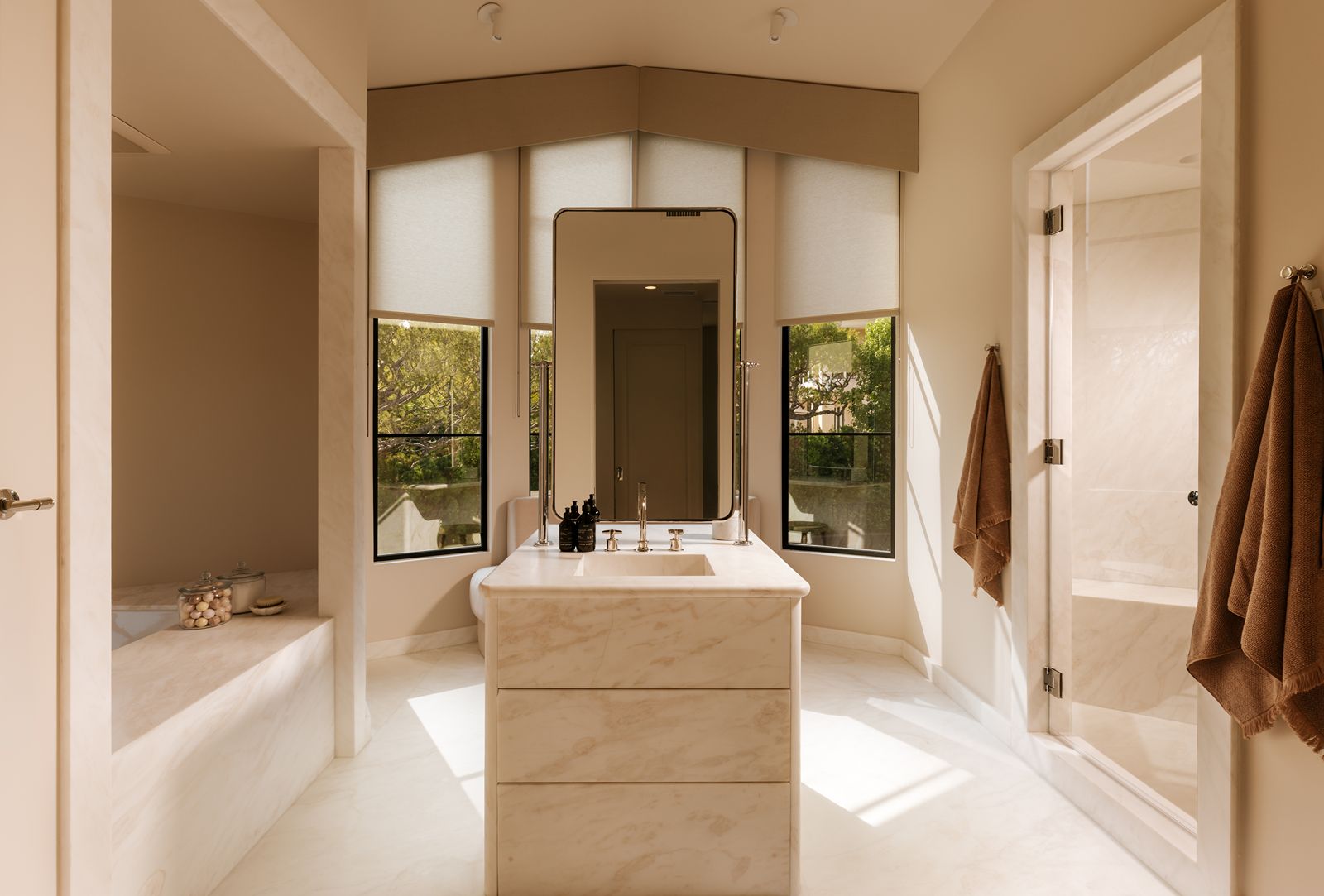 1122 La Altura Rd, Beverly Hills