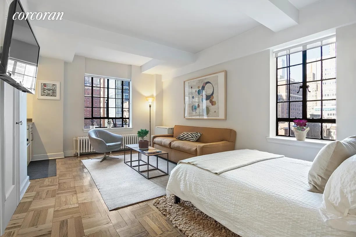 140 E 40th St Apt 10F