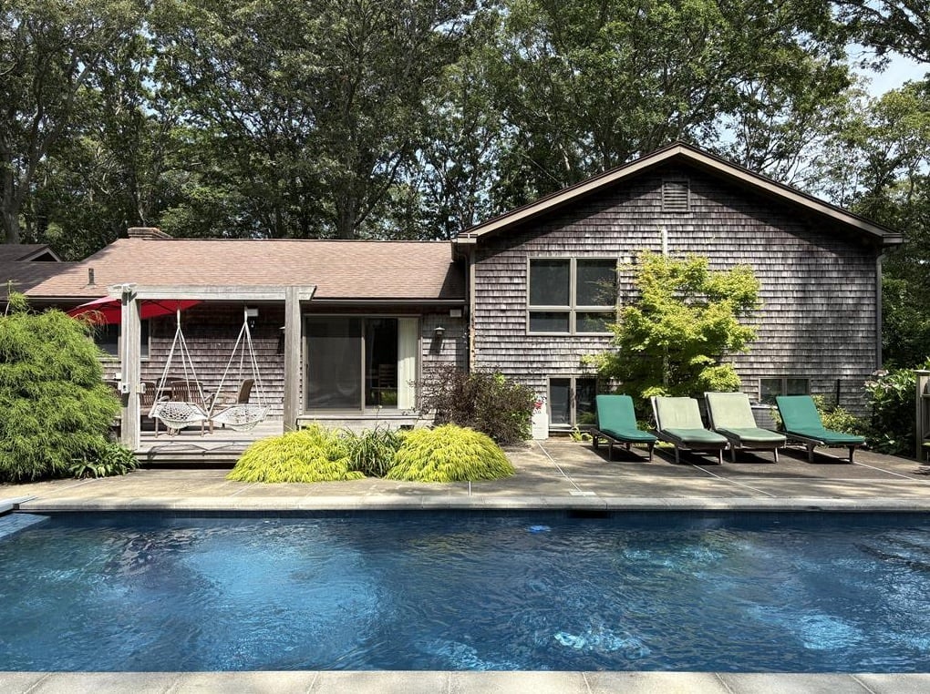 162 Clover Hill Rd