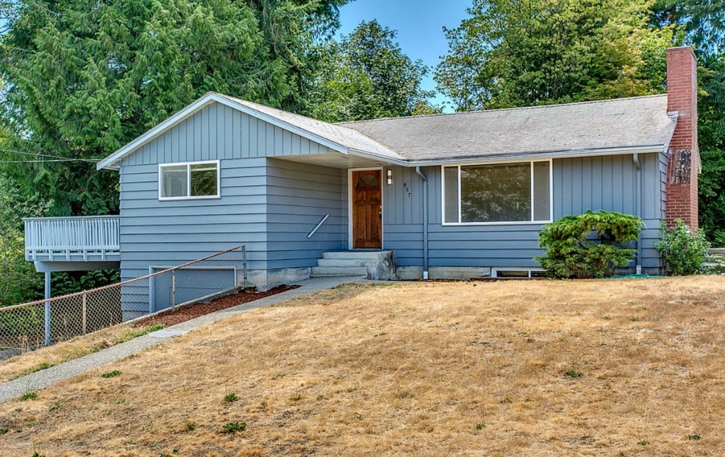 857 NE 151st Street