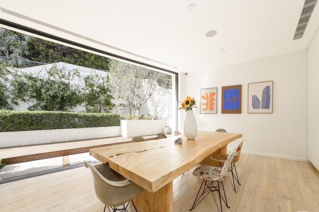 Pinnacle Manor, Willow Glen Rd, 90046