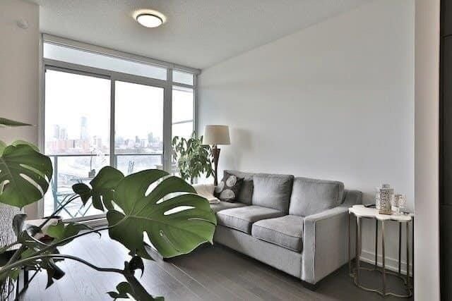 120 Bayview Ave #N721