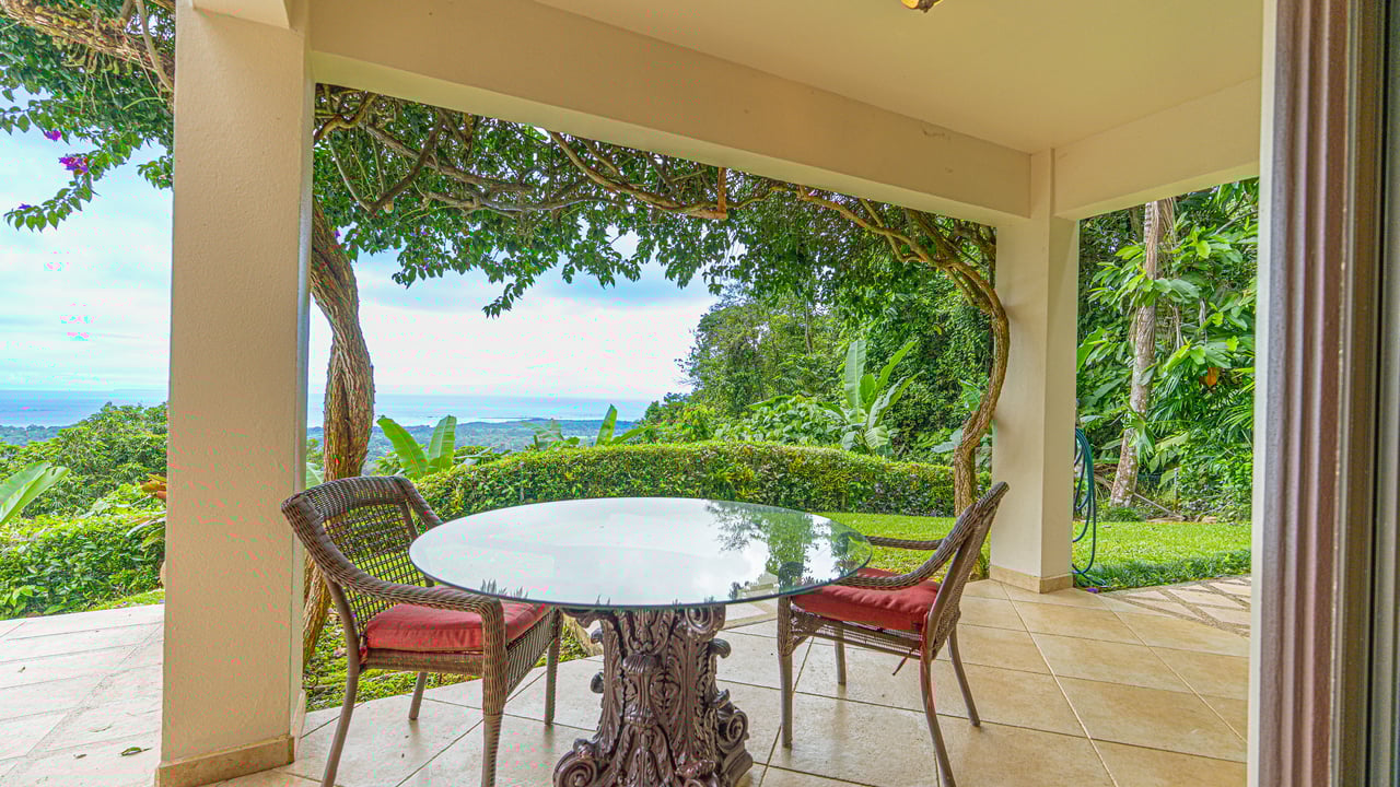 Private Luxury Villa with Whale Tail Ocean View Close to Downtown Uvita