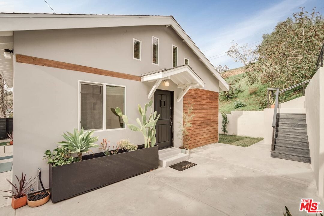 4535 Duddley Dr