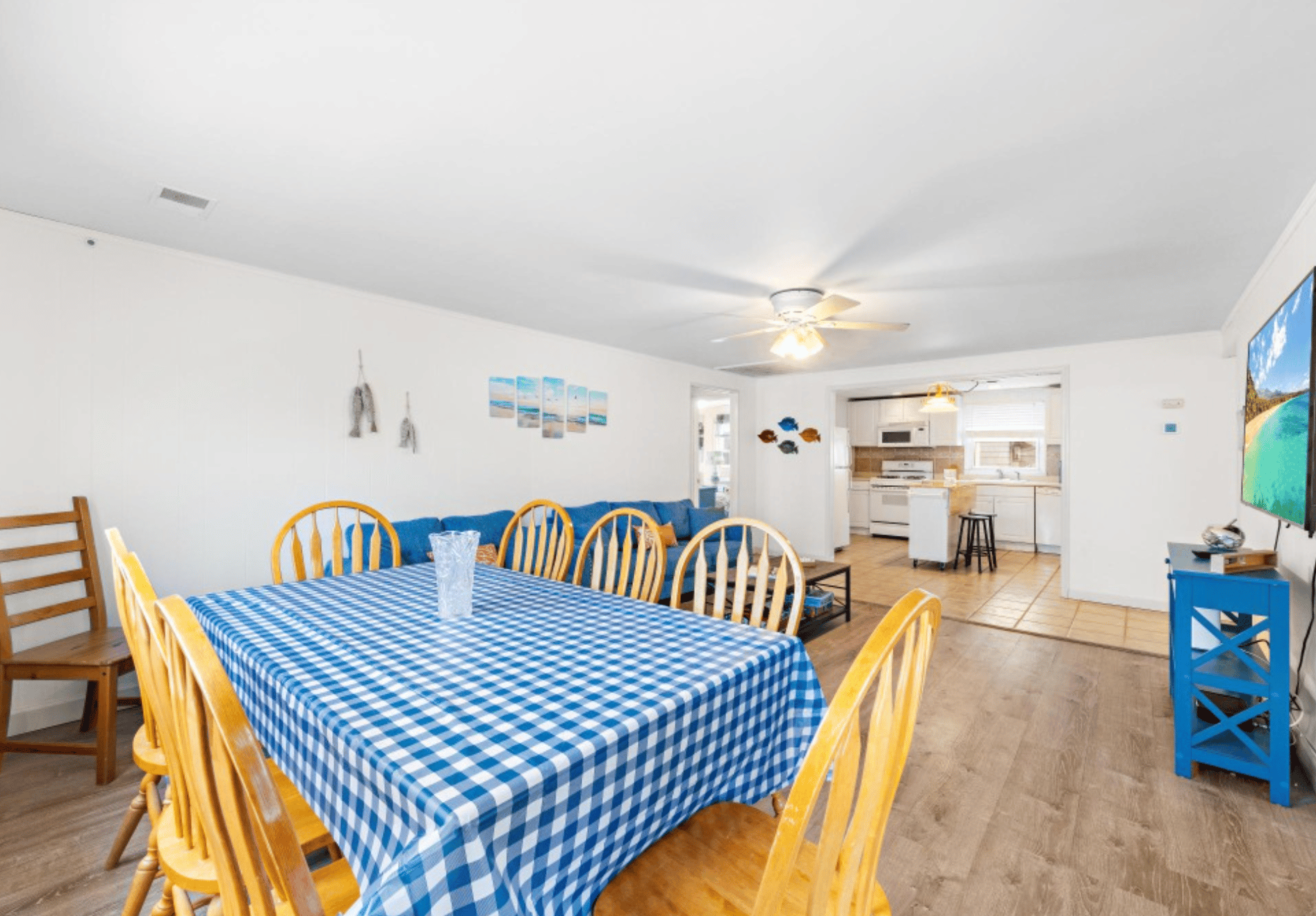 18 E Dupont Ave, Brant Beach (Top Floor)