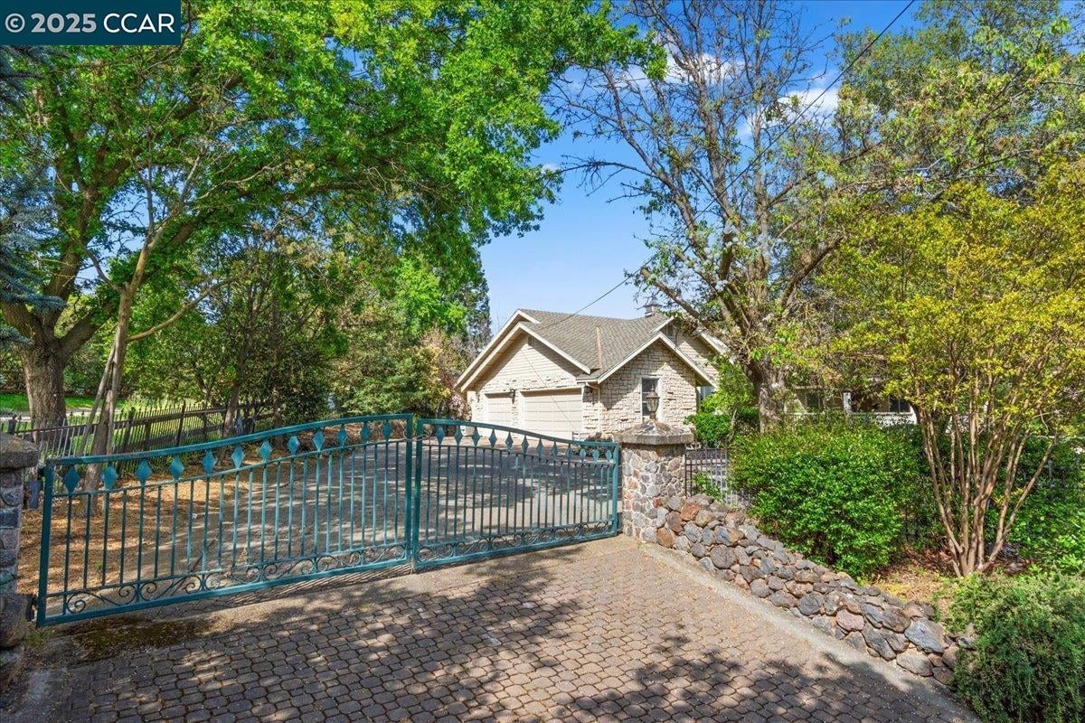 1101 N Gate Rd