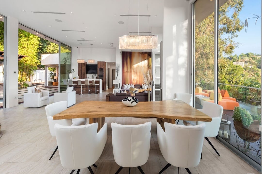 View Opulent