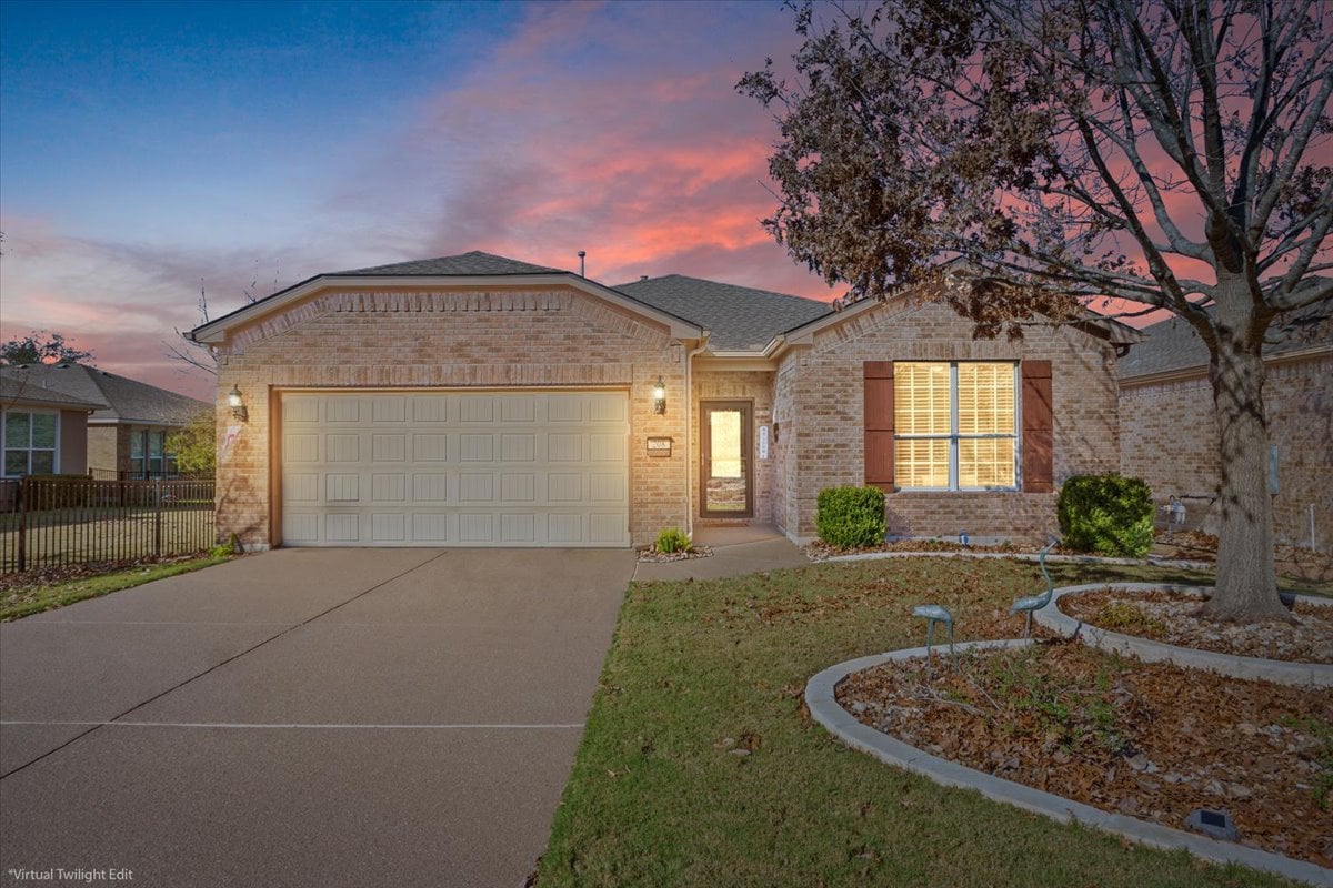 208 Bear Creek Ln