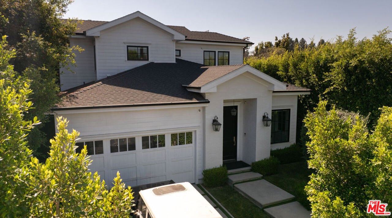 Highcliff Vista, N Stanley Ave, 90036