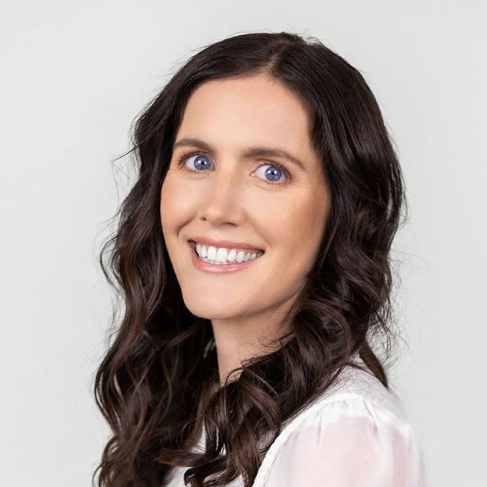 Ally Ballam Tulum, Q.R. Real Estate Agent Headshot