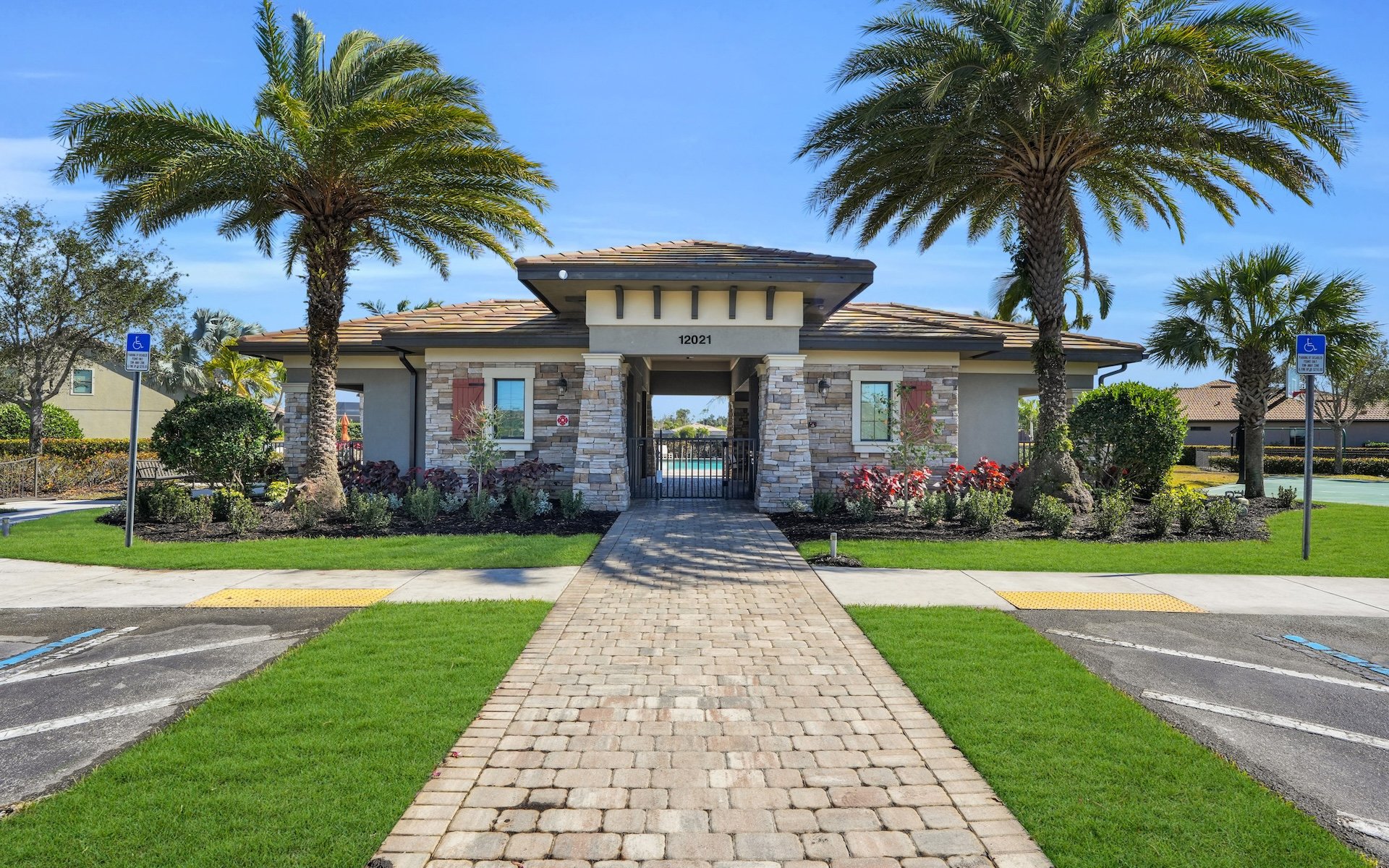 12078 Winfield Cir