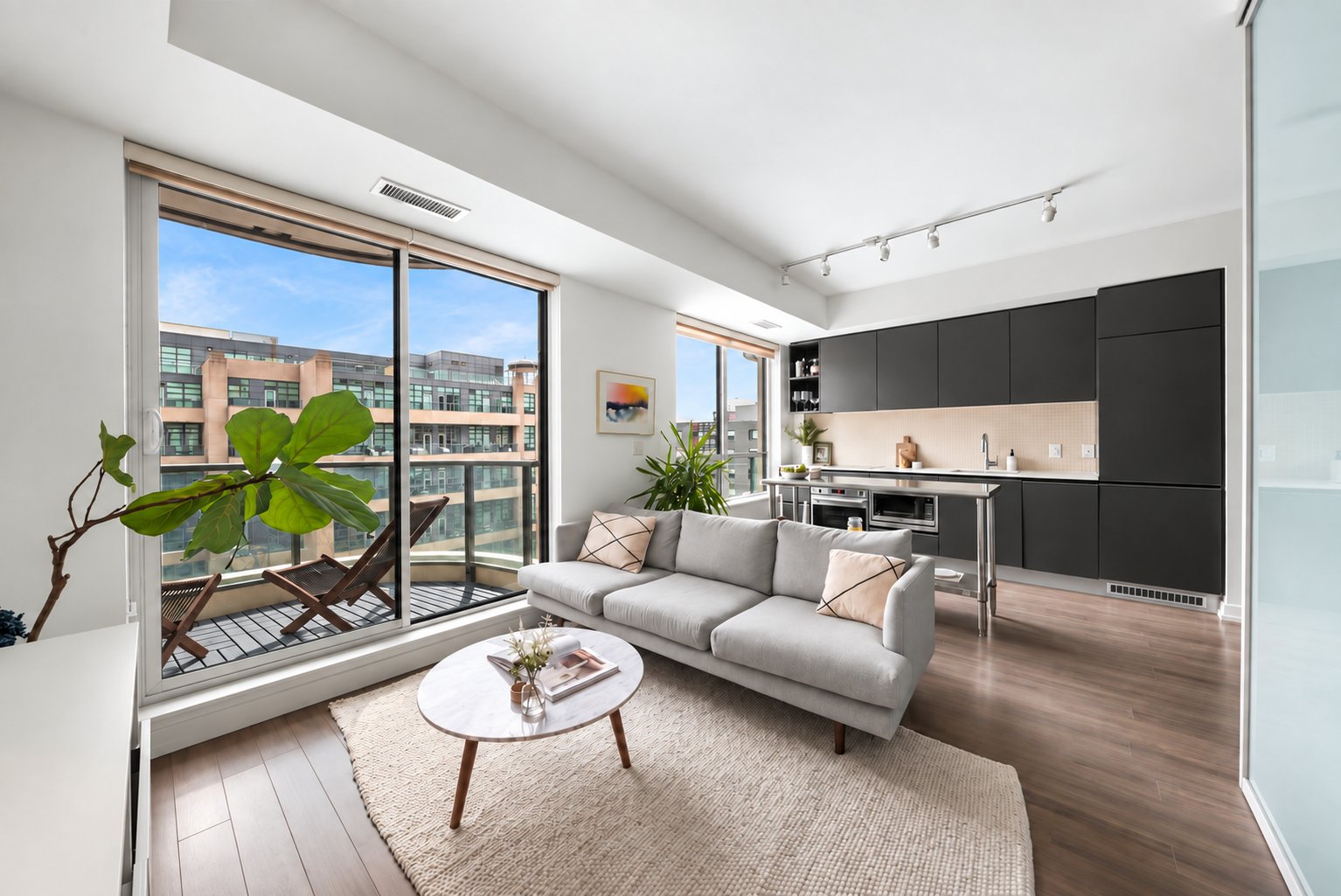 377 Madison Ave #502