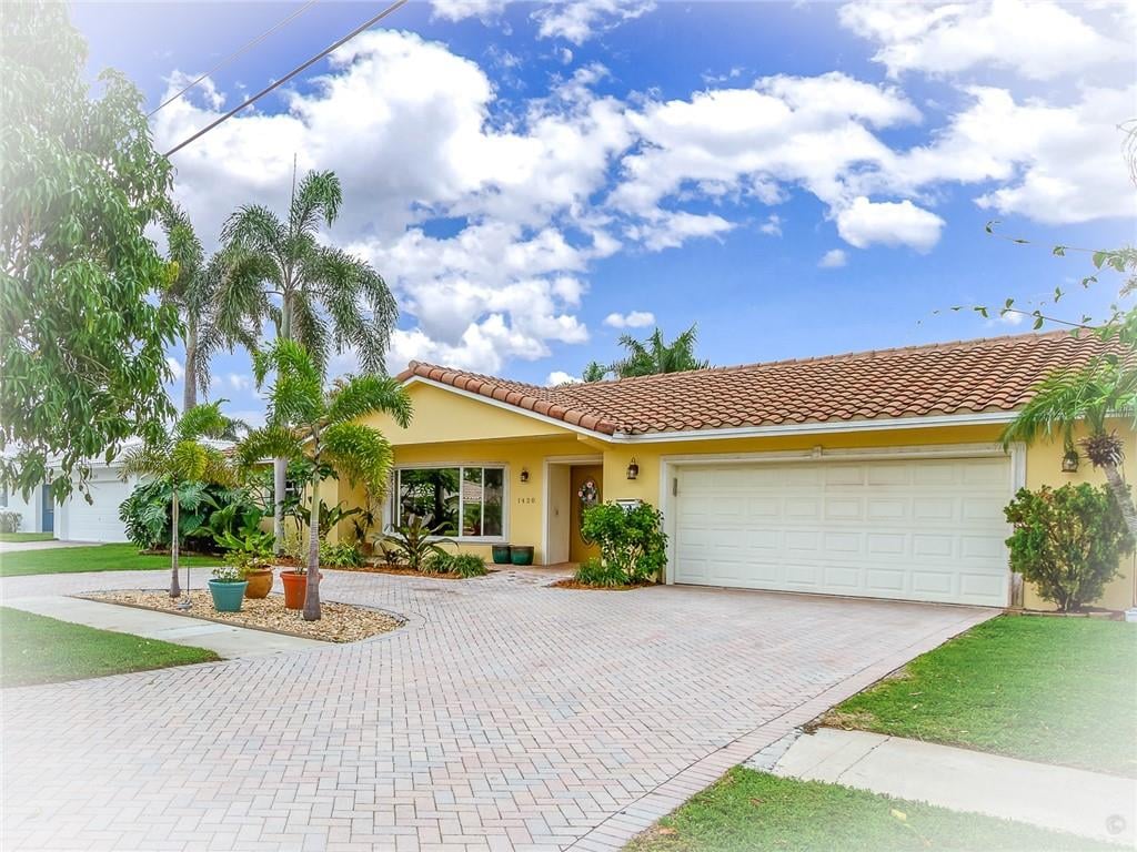 1420 SE 14th Dr
