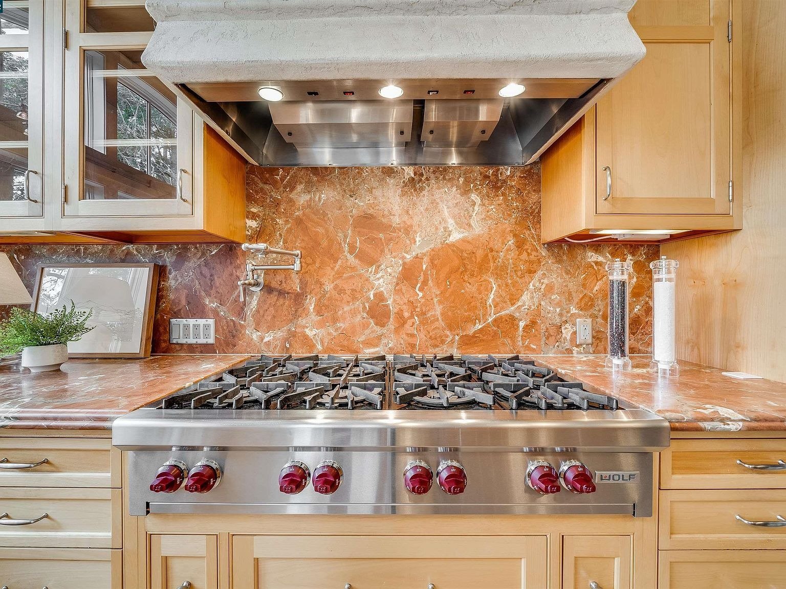 37 Bacon Ct