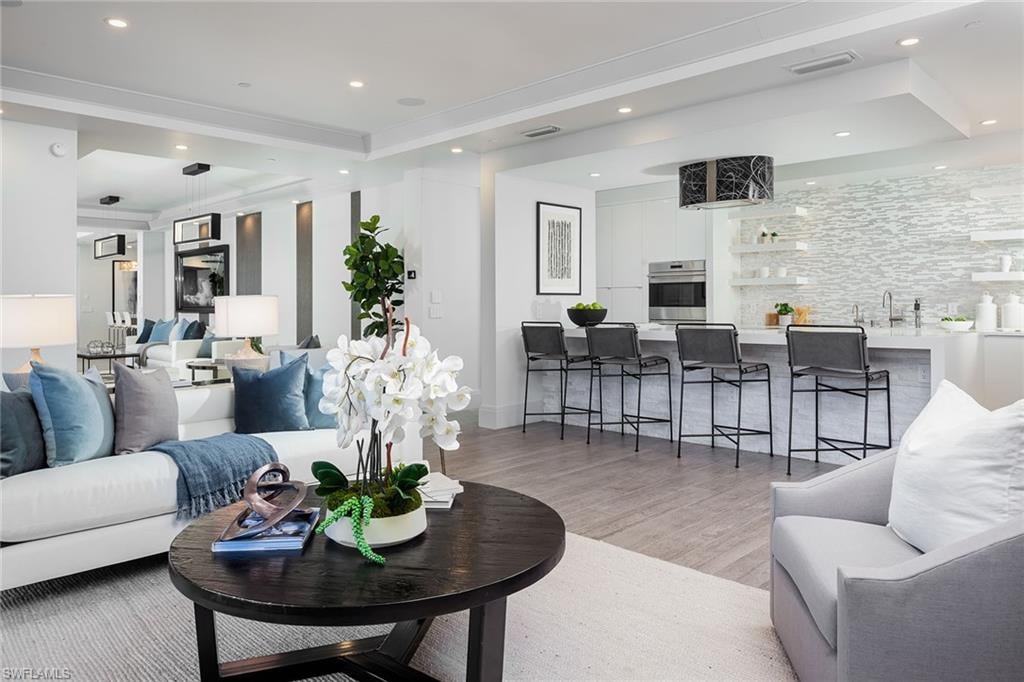 1030 3rd Ave S Unit 516