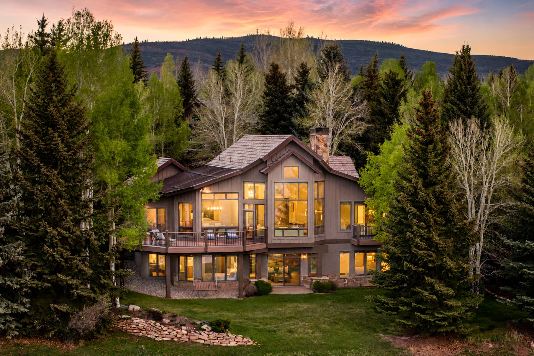 167 Saddle Ridge Loop