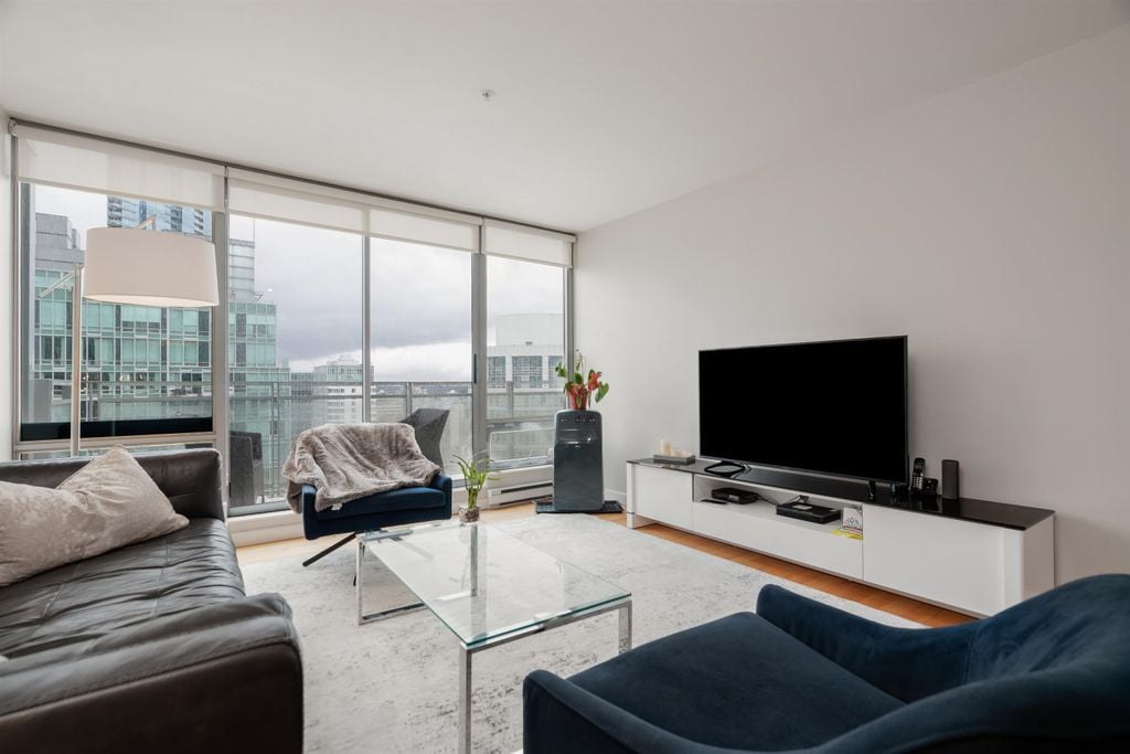 1288 W Georgia St, #3405