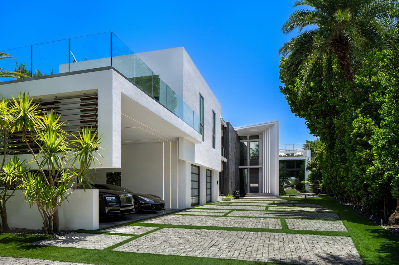 Striking Modern Tri-Level Waterfront Estate
