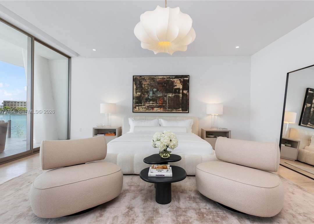 5 Grove Isle Dr Unit S201