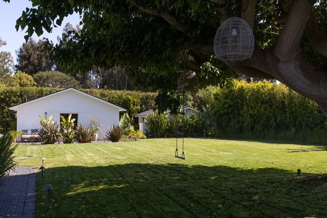 Echelon Pavilion, Grayfox St, 90265