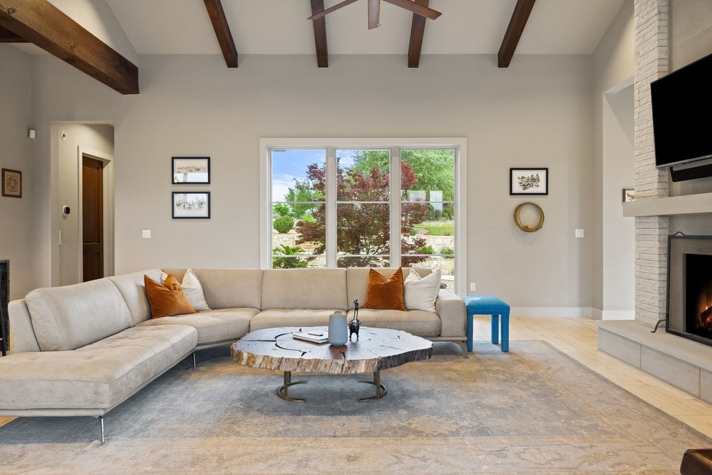 Horseman's Paradise in the heart of Dripping Springs