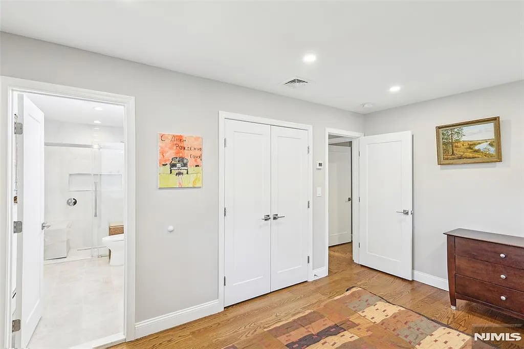 1 Diamond Court