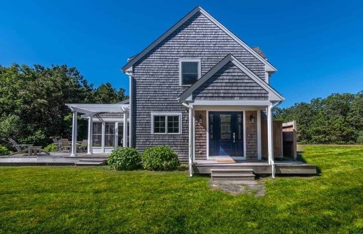 Tranquil and Centrally Located West Tisbury Home