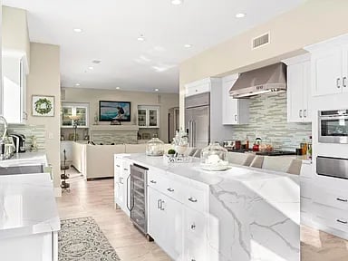 6662 Alamitos Cir