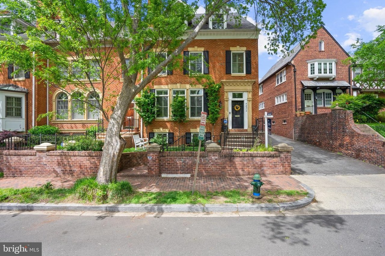 4471 Greenwich Pkwy NW