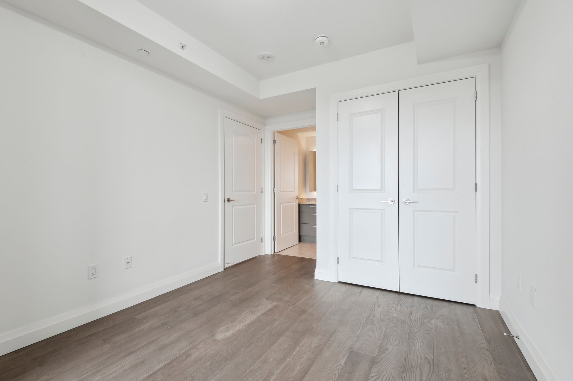 285 Avenue Road #601
