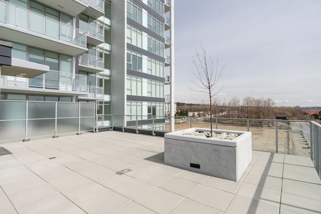 3581 E Kent Ave N, #608