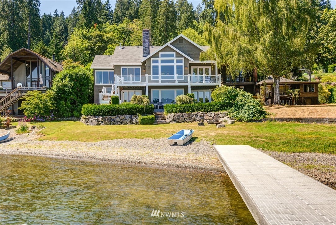 2010 W Lake Sammamish Pkwy SE