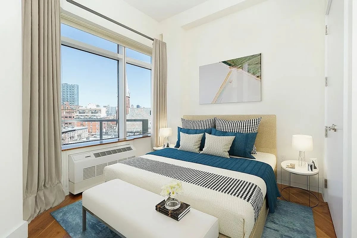 10-17 Jackson Ave #6F