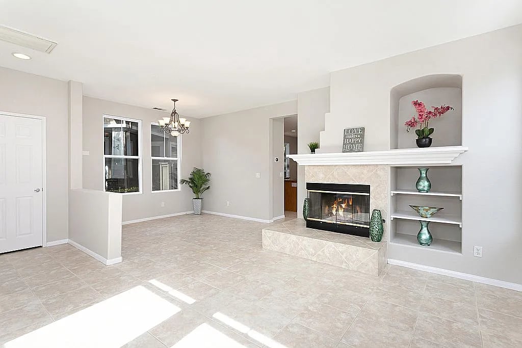 12253 Pepper Tree Ln