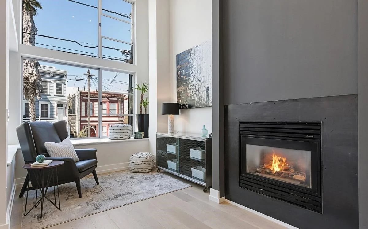 2407 Harrison Street Lofts