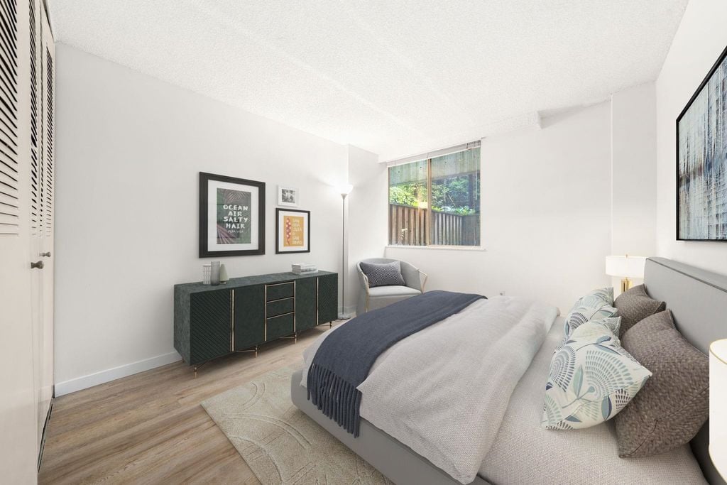 2012 Fullerton Ave, #119