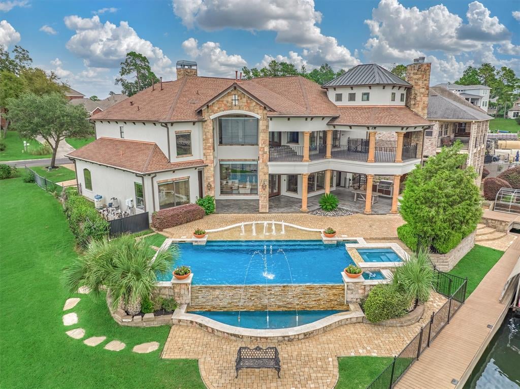 12320 Pebble View Dr