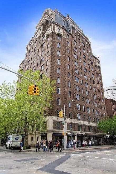 1 Christopher St APT 9C