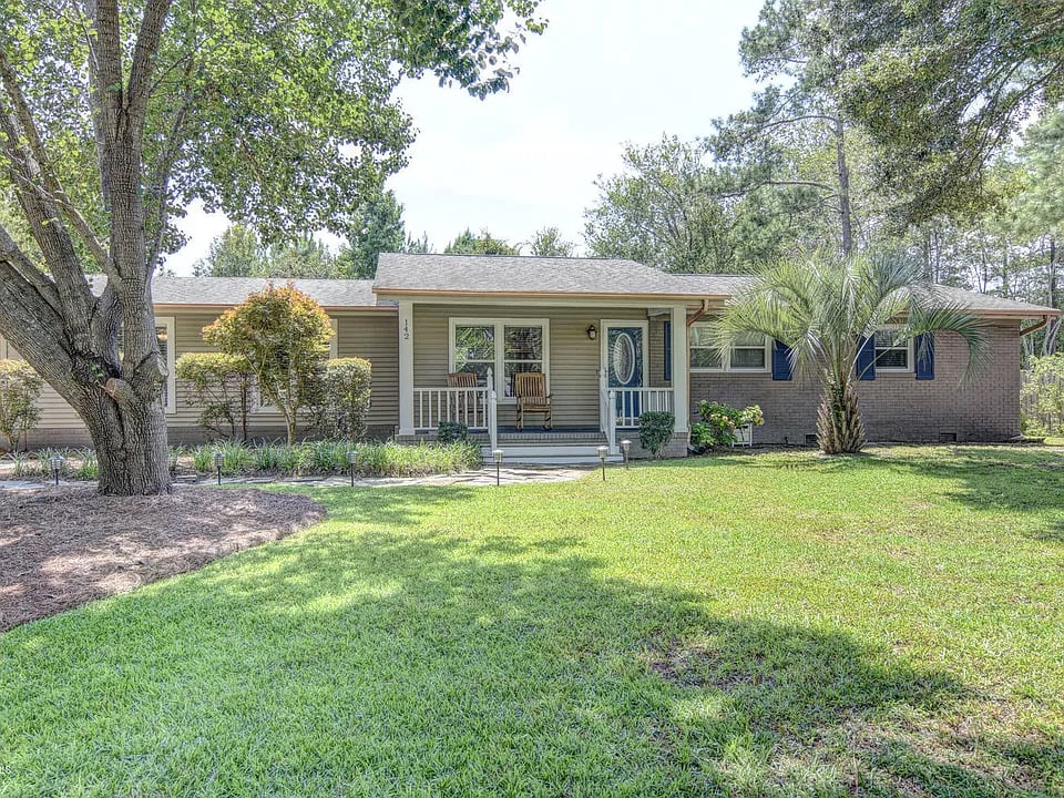 142 Bayshore Dr