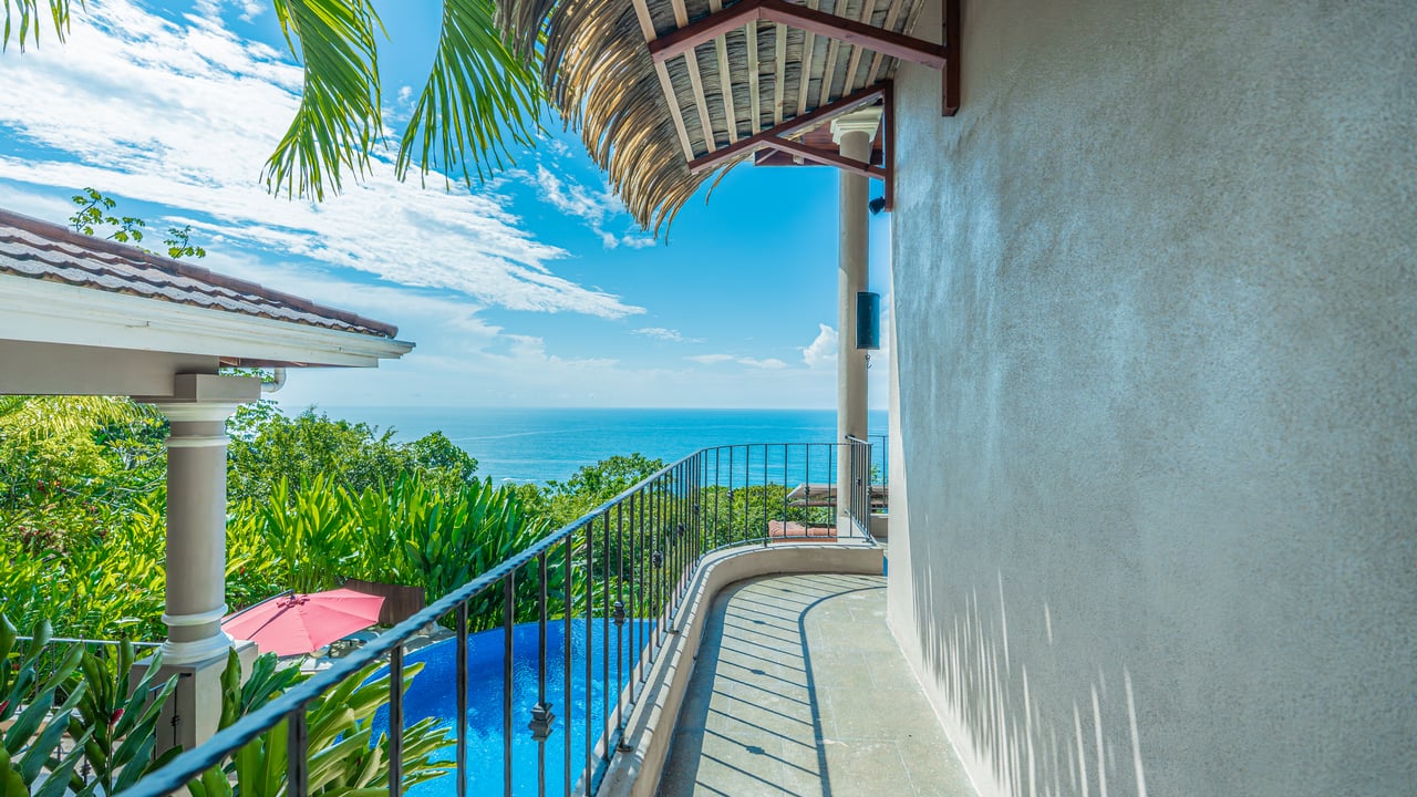 Ocean View Luxury Estate with An Incredible Location in Dominical